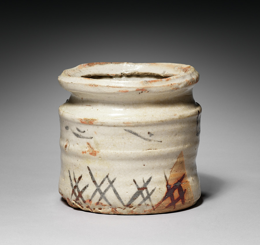 Urban Form: Water Container (Mizusashi) with Riverscape