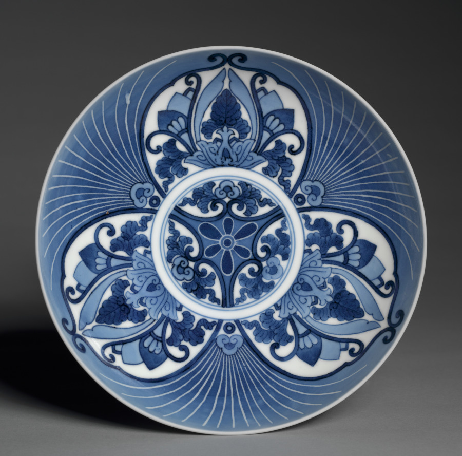 Urban Form: Dish with Ginkgo Leaves